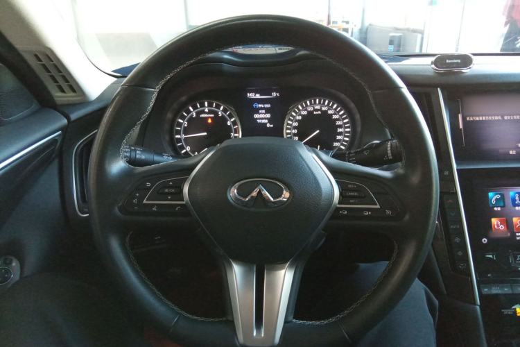 Used Infiniti Q50L 2021 2.0T Comfort Edition Steering Wheel