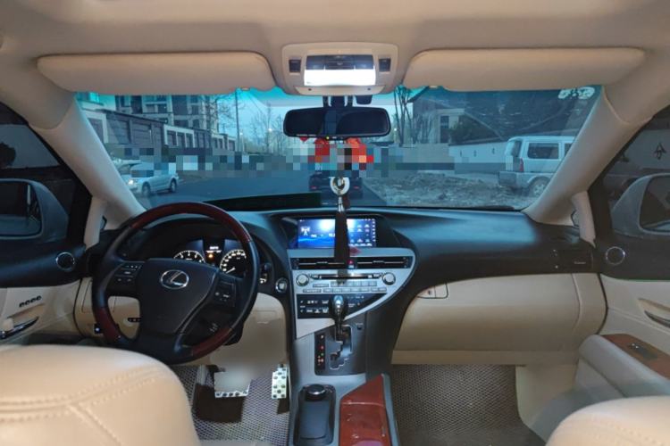 Used Lexus RX Classic 2011 270 Elegant Edition Center Console