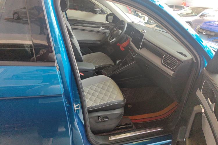 Used Volkswagen Tayron X 2023 330TSI Two-Wheel-Drive Prestige High-Energy Version Right Front Seat