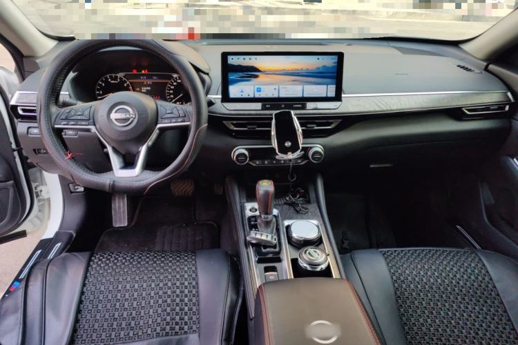 Used Nissan Teana 2022 2.0L XL-TLS Enjoyment Edition Center Console