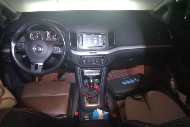 Used Volkswagen Sharan 2015 1.8TSI Comfort Model
