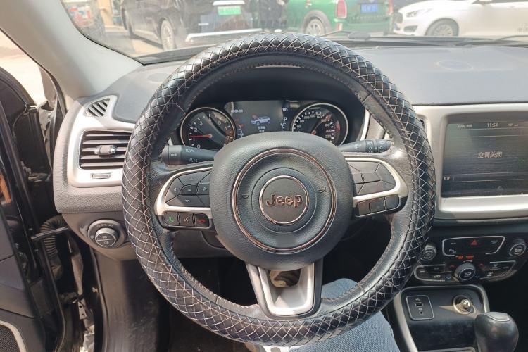 Used Jeep Compass 2017 200T Automatic Family Edition