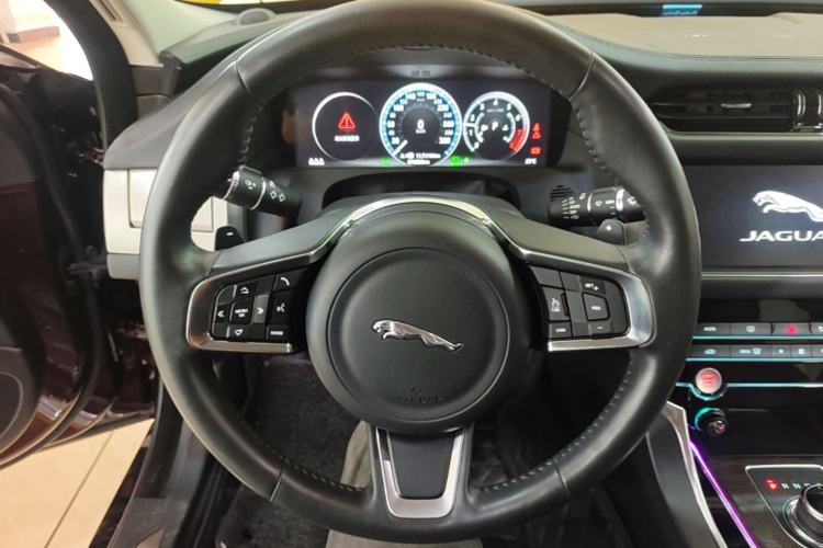 Used Jaguar XFL 2020 XFL 2.0T P250 Two-Wheel-Drive Luxury Edition
