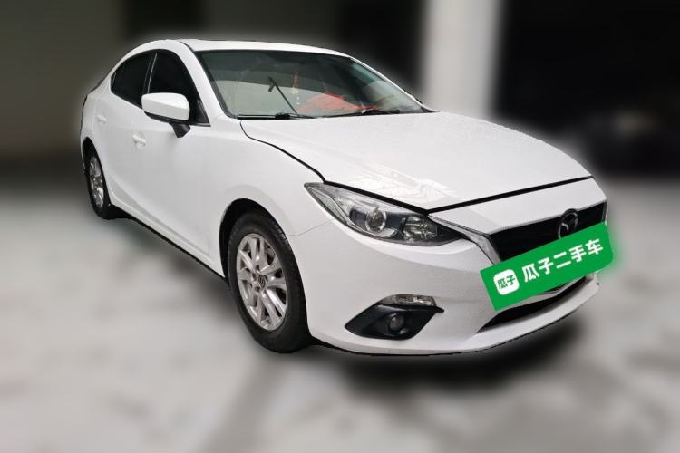 Used Mazda 3 Axela 2016 Sedan 1.5L Manual Luxury Model