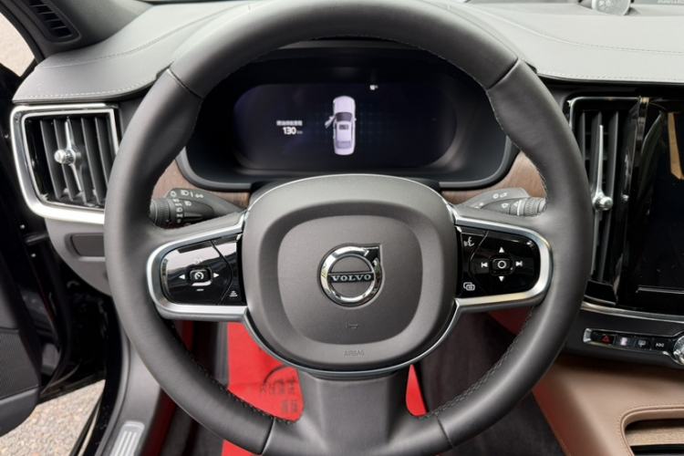 Used Volvo S90 2024 B5 Luxury Smart Edition Interior 5