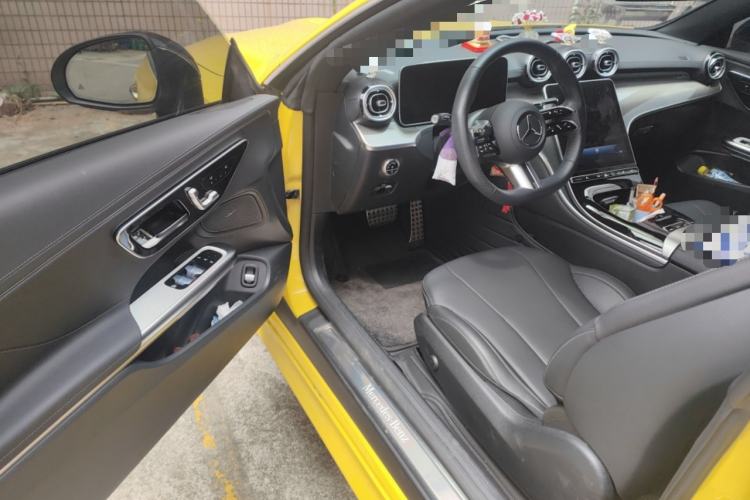 Used Mercedes-Benz CLE 2024 CLE 260 Convertible Coupe Driver Seat