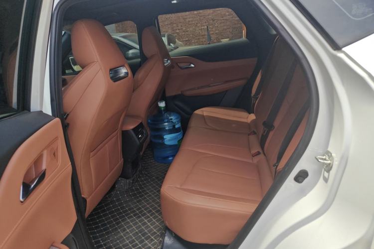 Used CHANGAN UNI-Z New Energy 2025 Model, Smart New Blue Whale 125km Battleship+ Version Left Rear Seat