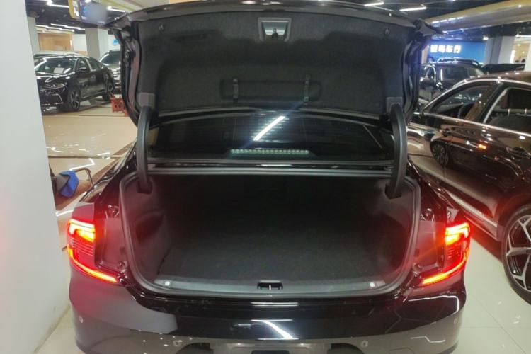 Used Volvo S90 2024 B5 Zhiyi Luxury Edition Trunk