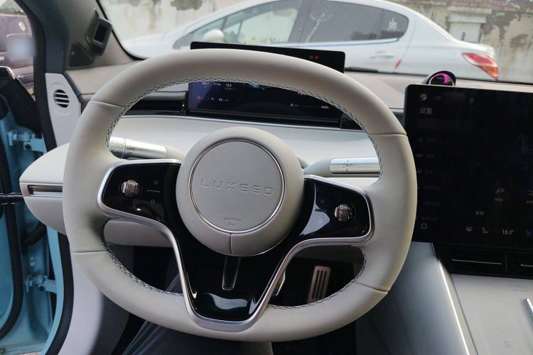 Used Hima Luxeed S7 2024 Pro Rear-Drive Long-Range Version
