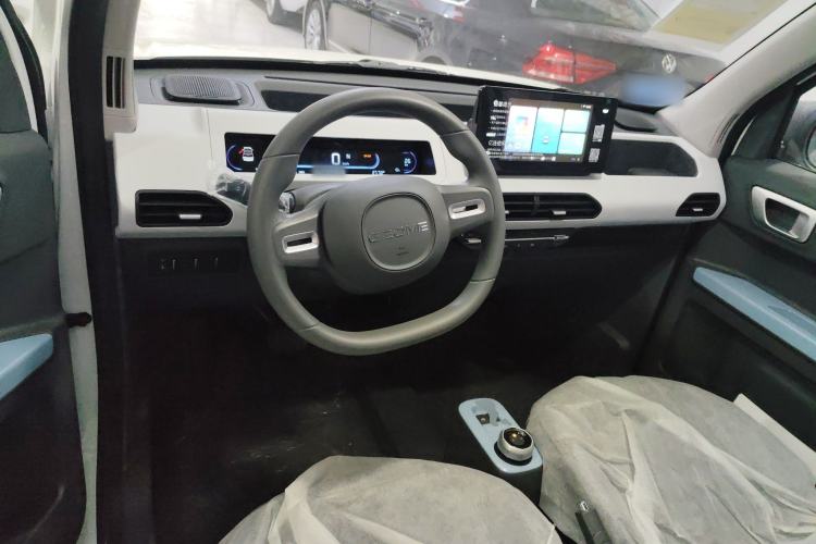 Used Geely Galaxy Panda 2024 Panda Mini 200km Endurance Bear
