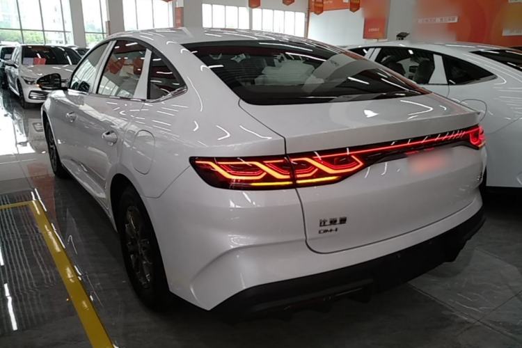 Used BYD Qin L 2026 DM-i 128KM Progressive Edition
