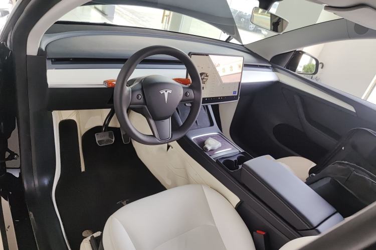 Used Tesla Model Y 2022 Revised Version Long-Range All-Wheel Drive