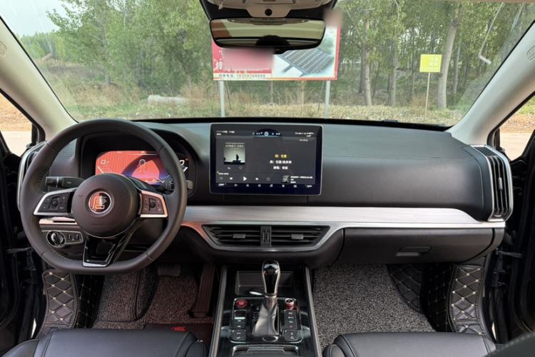 Used BYD Tang 2018 2.0T Automatic SmartConnect Prestige 7-Seater China V Standard