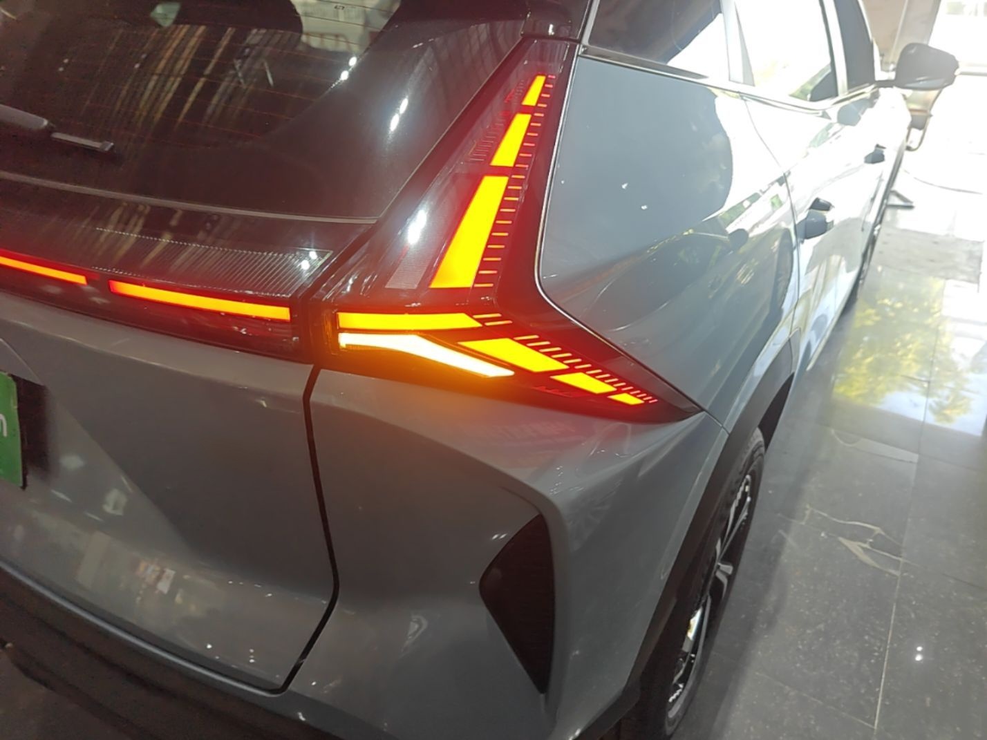 Geely Auto Emgrand X7 Sport 2024 1.5TD Dragon Edition — снимка 9