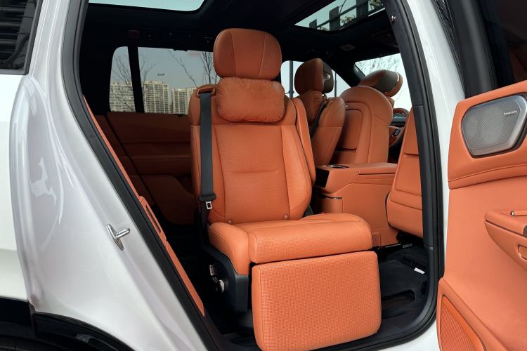 Used Lynk & Co 900 2025 2.0T Ultra