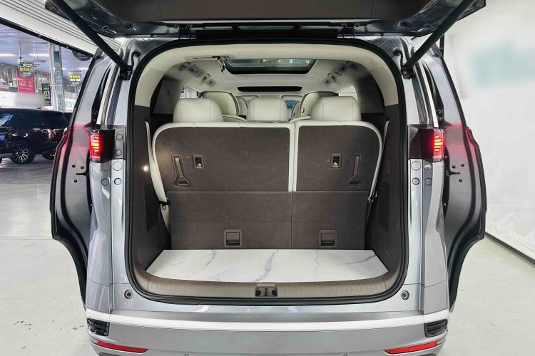 Used Denza D9 2022 DM-i 970 Four-Wheel Drive Flagship Model
