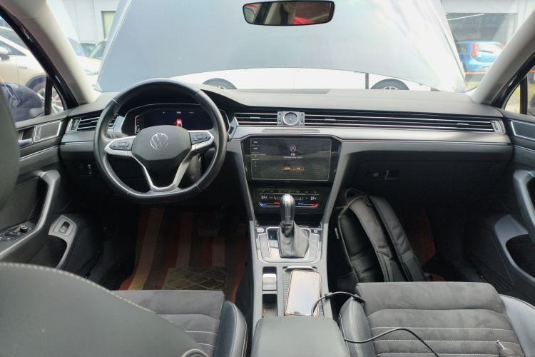 Used Volkswagen Magotan 2020 330TSI DSG Luxury Edition Center Console