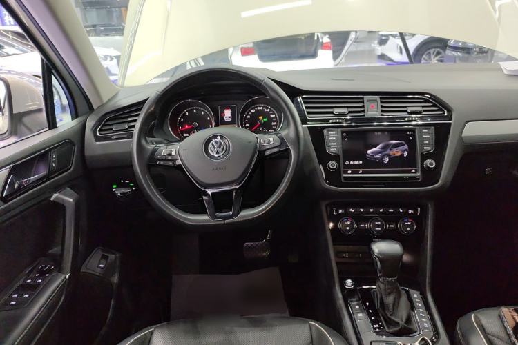 Used Volkswagen Tiguan L 2017 330TSI Automatic Two-Wheel Drive Flagship Edition