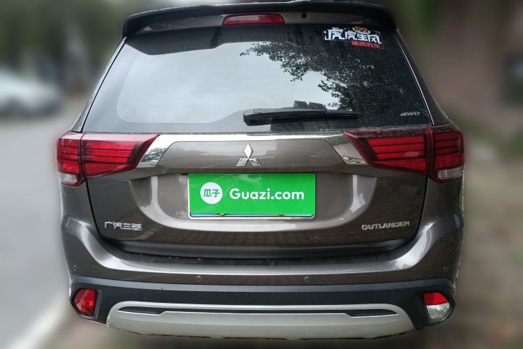 Used Mitsubishi Outlander 2019 2.4L 4x4 Zhi Xiang Edition 7 Seats China V Emission Standard