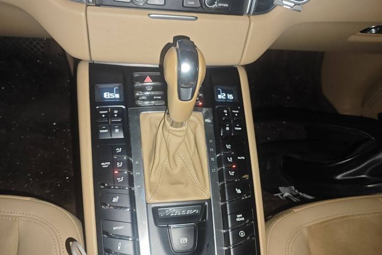 Used Porsche Macan 2016 Macan 2.0T