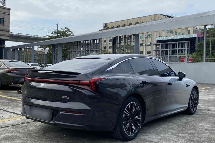 Used NETA S 2023 All-Electric 520 km Range Rear-Drive Version