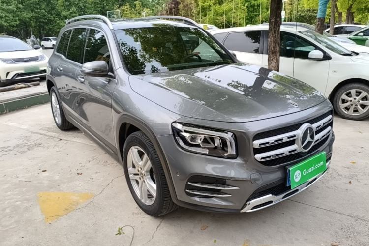 Used Mercedes-Benz GLB 2020 Updated GLB 200 Dynamic Edition Front Right 45 Deg