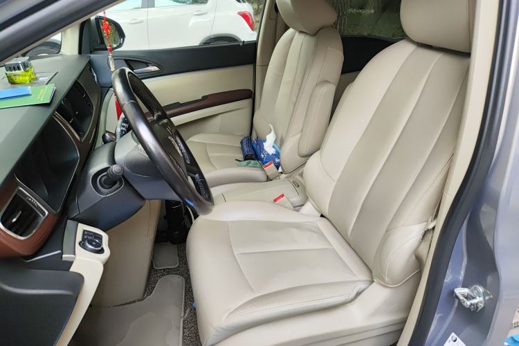 Used Buick GL8 2018 28T Luxury Model China VI Standard
