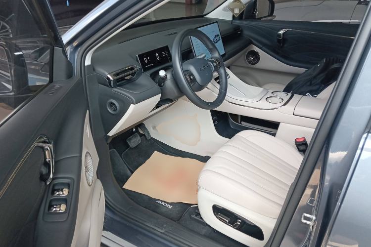 Used AION V 2024 Aion Tyrannosaurus 650 LiDAR Edition
