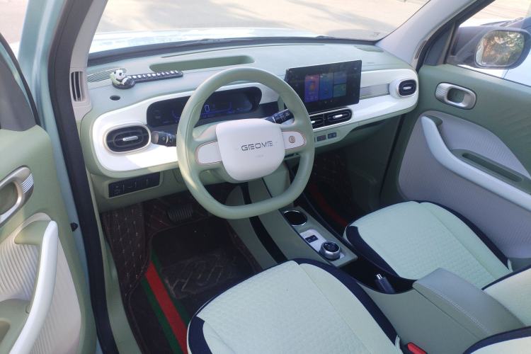 Used Geely Galaxy Panda 2025 210 km – Yuanqi Bear Center Console