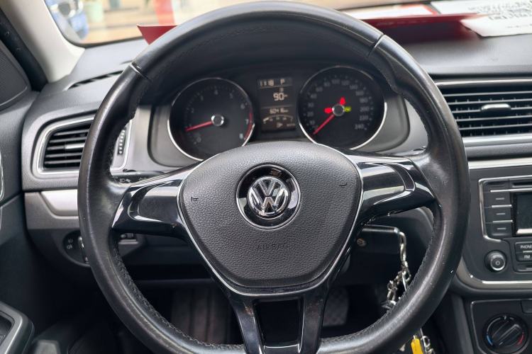 Used Volkswagen Lavida 2015 230TSI DSG Comfort Edition