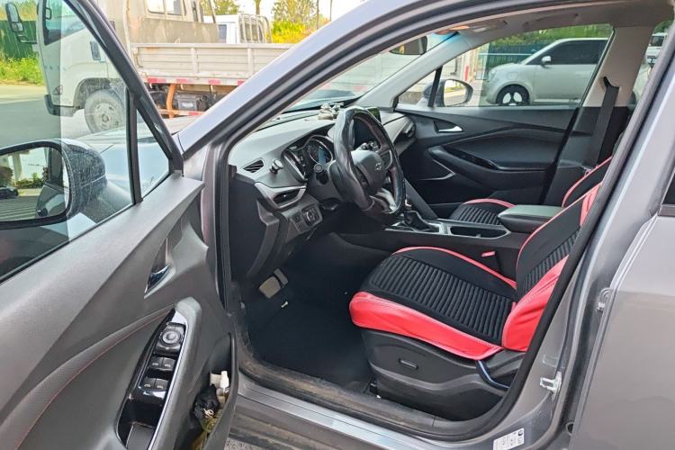 Used Chevrolet Orlando 2019 Redline 530T Automatic Enjoyment Version (5+2 Seating) China VI Driver Seat