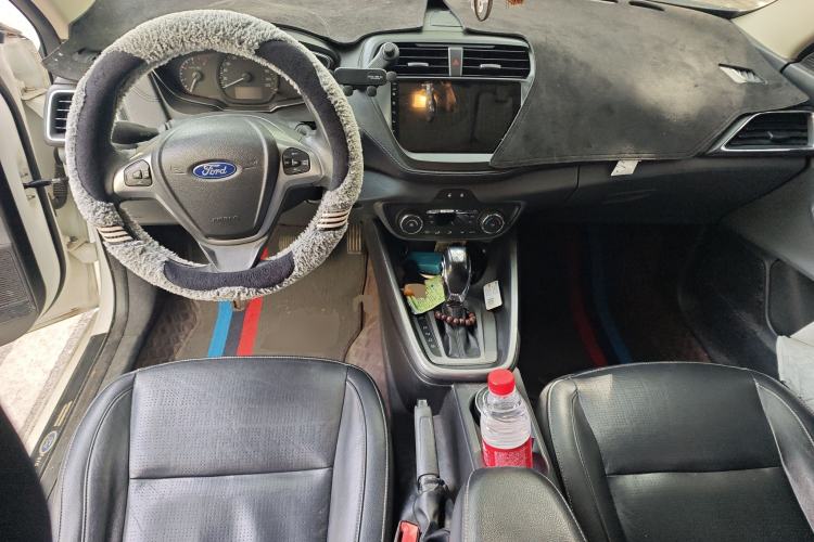 Used Ford Escort 2015 1.5L Automatic Fashion Model