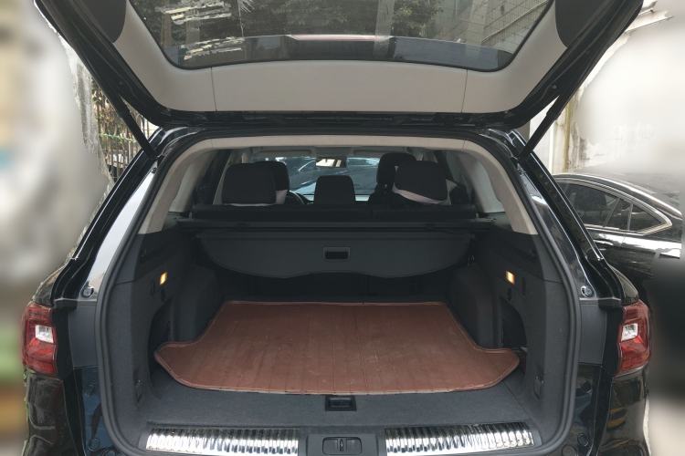 Used Hongqi HS7 2022 2.0T DCT Two-Wheel Drive Smart Connect Flagship Edition Five Seats Trunk