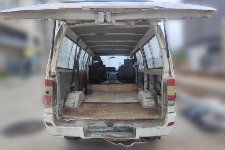 Used Jinbei Hiace 2011 2.0L 5th Generation Kuaiyunwang Standard Version 4G19
