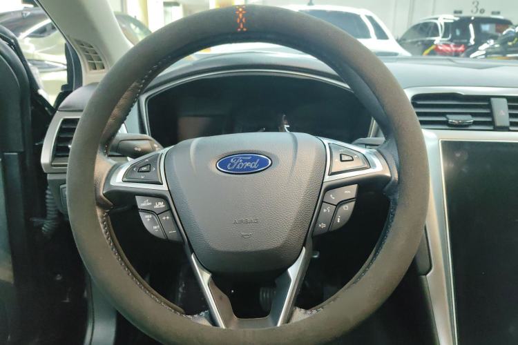 Used Ford Mondeo 2020 EcoBoost 180 Stylish Model Steering Wheel