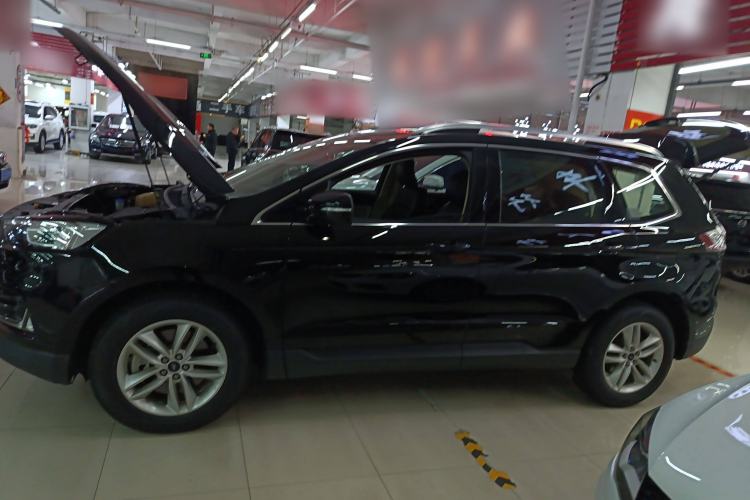 Used Ford Edge 2020 EcoBoost 245 Two-Wheel-Drive Titanium 5-Seater
