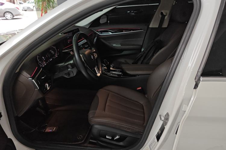 Used BMW 5 Series 2020 525Li Luxury Package Left Front Seat