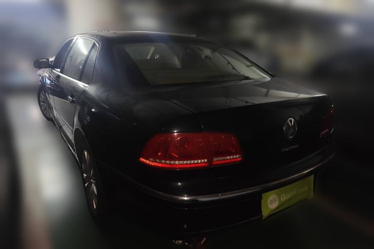 Used Volkswagen Phaeton 2011 3.6L V6 5-Seater Extended Business Edition Rear Left 45 Deg