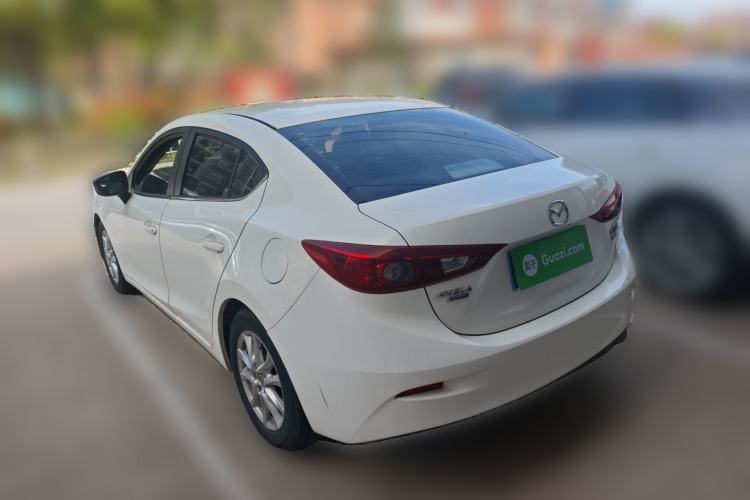 Used Mazda 3 Axela 2016 Sedan 1.5L Manual Comfort Model

