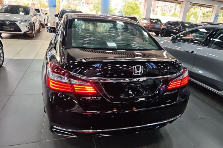 Used Honda Accord 2016 2.0L Comfort Edition Rear
