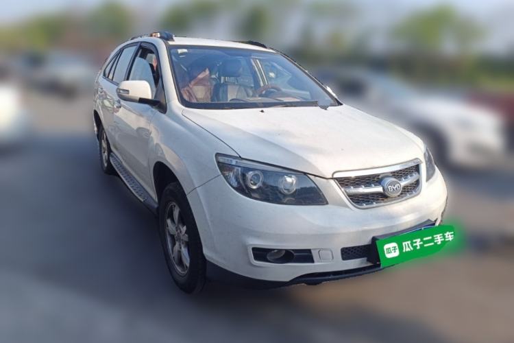Used BYD S6 2014 2.0L Manual Luxury 5-Seater