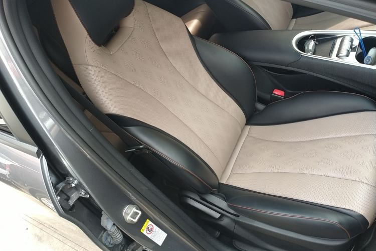 Used BYD Dolphin 2023 420 km Free Version Right Front Seat