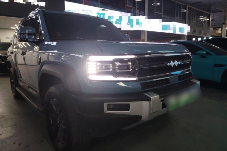 Used Formula Leopard Leopard 5 2023 Navigator Edition