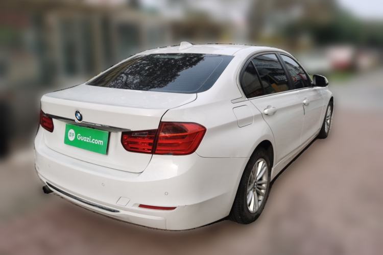 Used BMW 3 Series 2015 316Li Fashion Model
