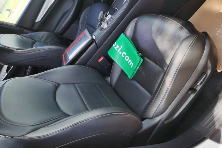 Used Infiniti QX50 2018 2.0T Four-Wheel Drive Elite Edition Right Front Seat