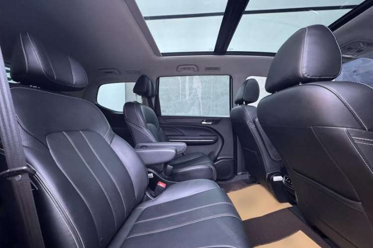 Used GAC Trumpchi M6 2021 270T DCT Luxury Edition (6-seater)
