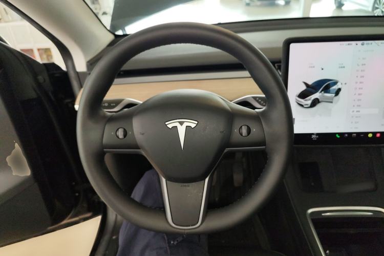 Used Tesla Model Y 2022 Revised Version Rear-Wheel Drive Steering Wheel