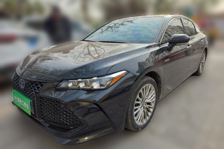 Used Toyota Avalon 2019 Dual-Engine 2.5L XLE Prestige Version China VI Standard