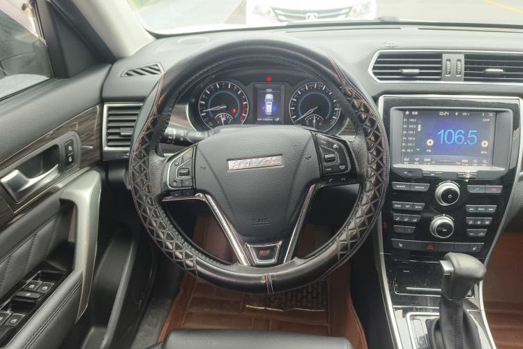 Used Haval H2 2016 Red Label 1.5T Automatic Two-Wheel Drive Elite Model Steering Wheel