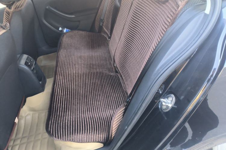 Used Volkswagen Sagitar 2014 Revised Version 1.6L Manual Comfort Edition Left Rear Seat